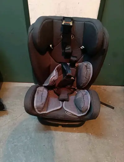 Silla de Auto Bebesit Gris Ajustable - miniatura 1