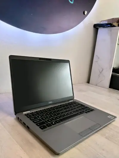 Laptop Dell 5310 táctil. Intel Core i5-10th - miniatura 3