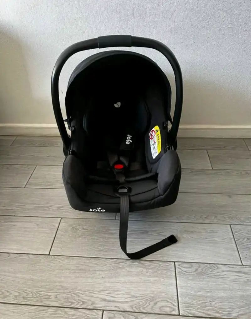 Silla de Auto para Bebé Joie Negra - 1