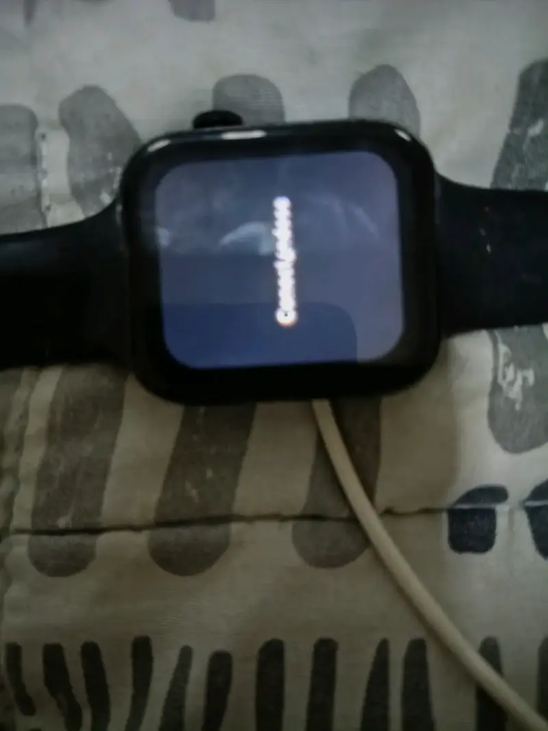 Smartwatch negro con pantalla táctil - 3