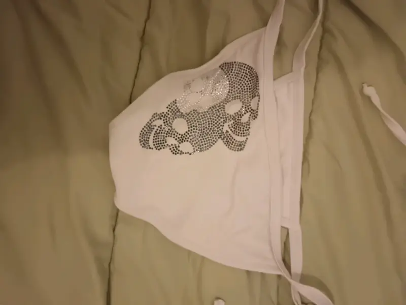 Bikini blanco con diseño de calavera - 2