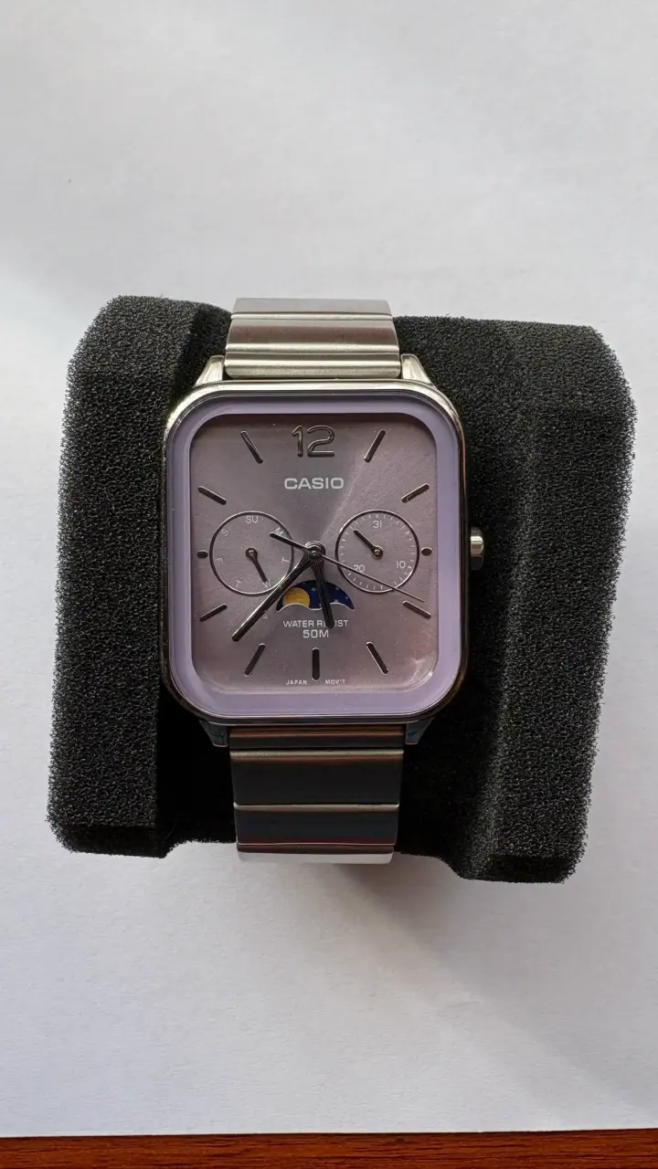Reloj Casio de acero inoxidable resistente al agua - 2