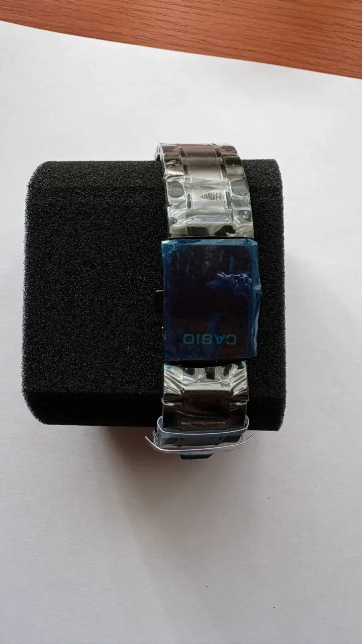 Reloj Casio Quartz Resistente al Agua - 2