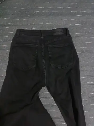Jeans negros flare Bershka talla 36 - miniatura 5
