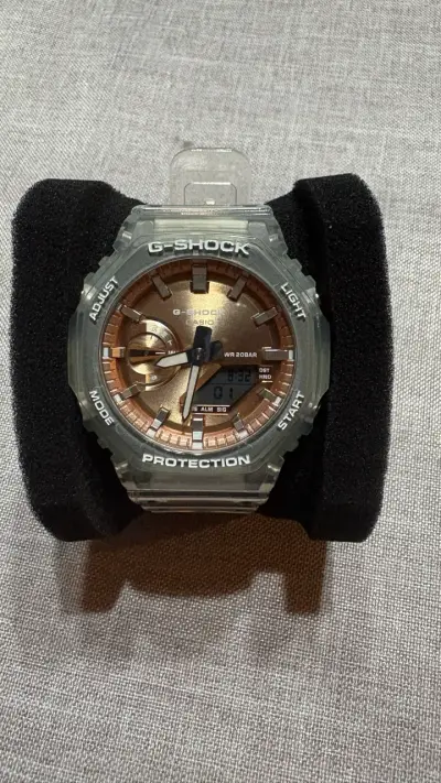 Reloj Casio G-Shock Transparente Resistente al Agu - miniatura 2