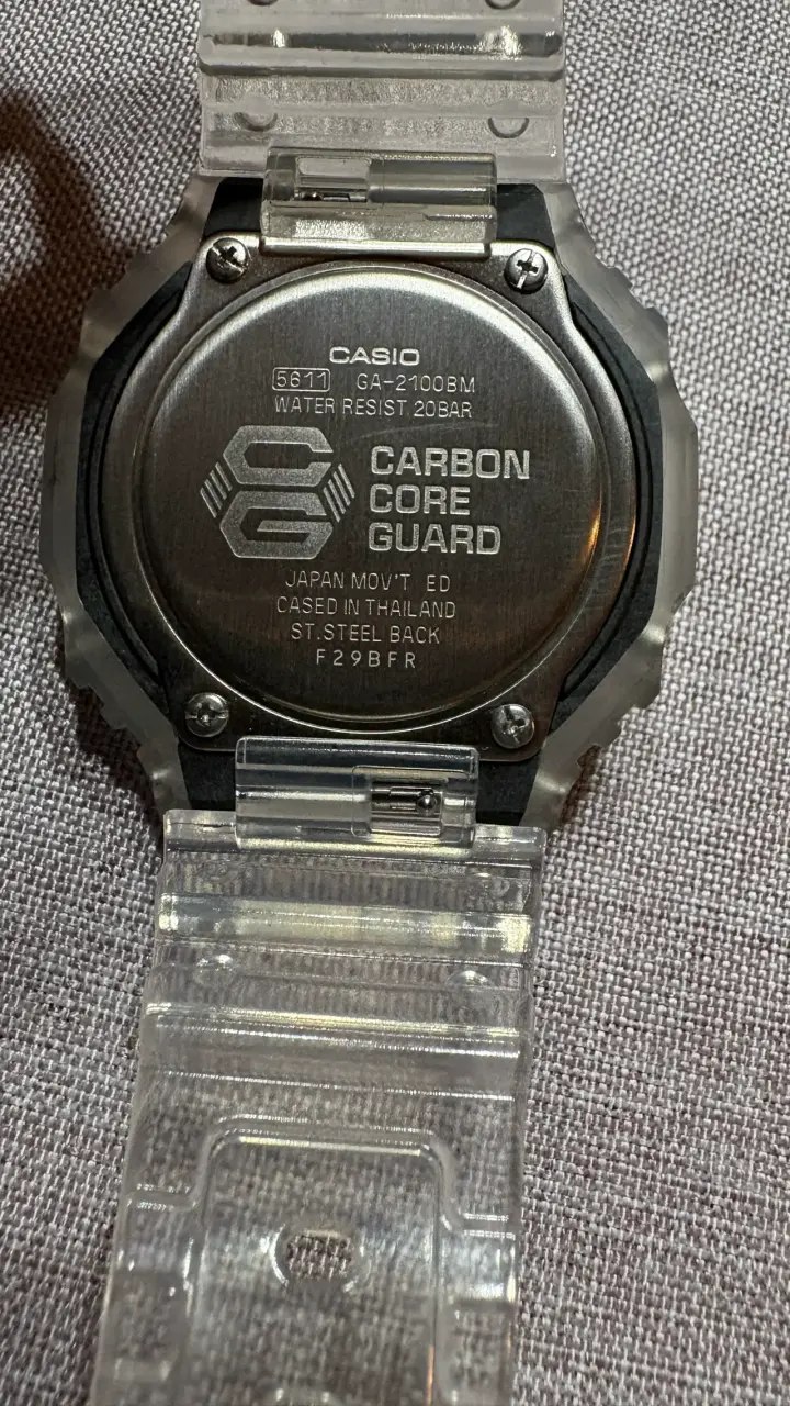 Reloj Casio G-Shock Transparente Resistente al Agu - 4