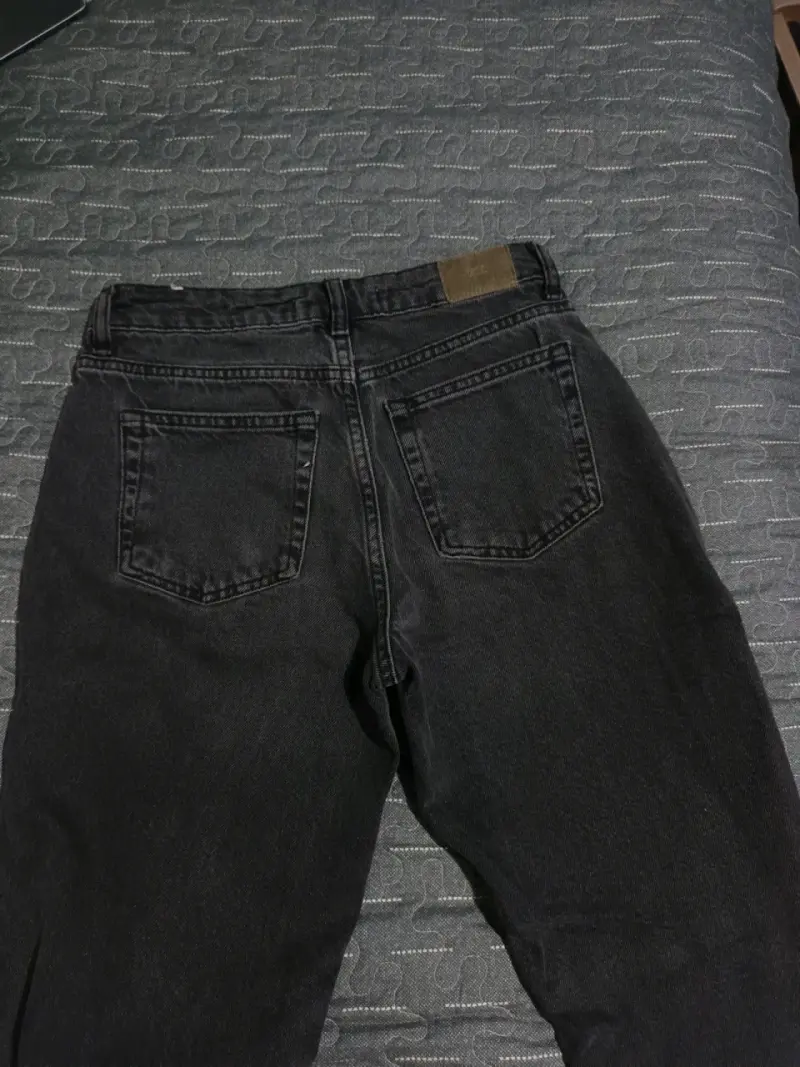 Jeans negros Zara para mujer talla 34 - 4