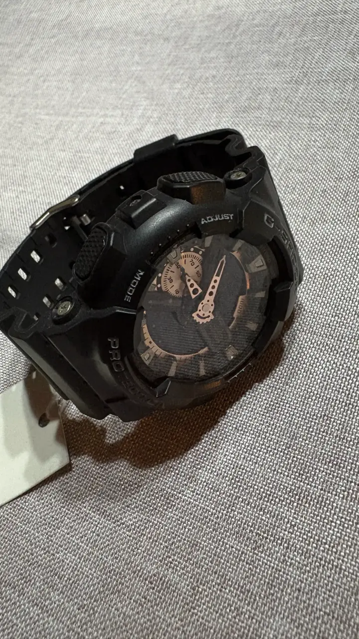 Reloj Casio G-Shock Negro Resistente - 3