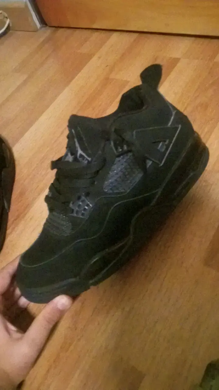Zapatillas deportivas negras Air Jordan - 4