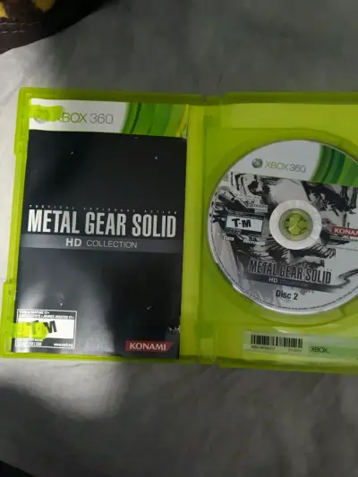 Metal Gear Solid HD Collection para Xbox 360 - miniatura 3