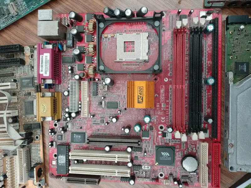 Placa Madre PC Chips M848A Socket 462