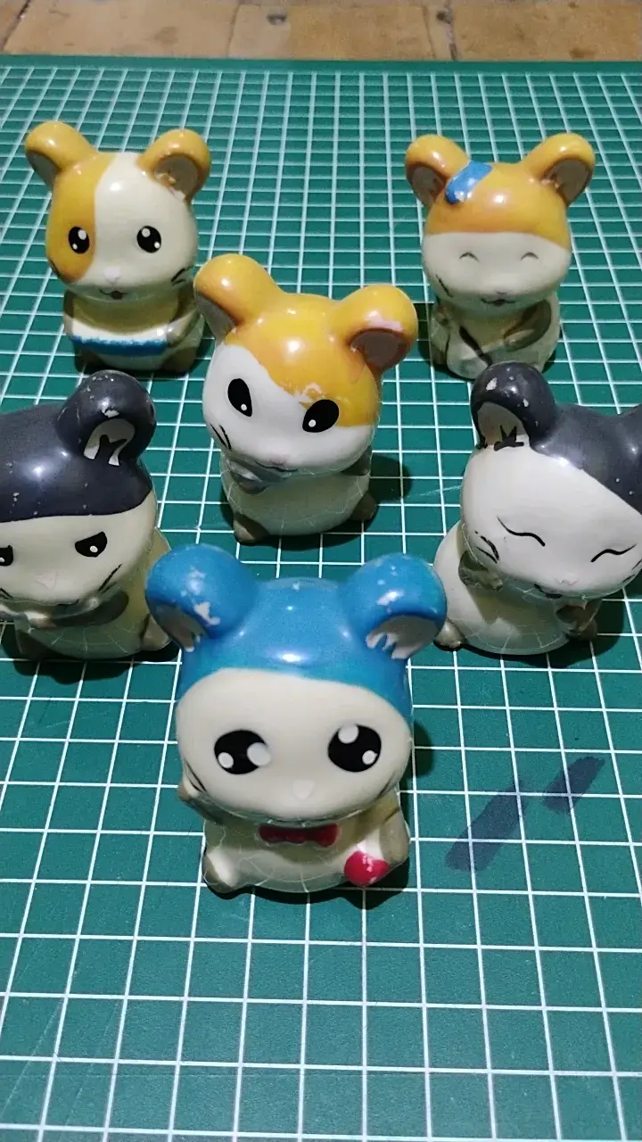 Figuras de colección Hamtaro de cerámica - 1
