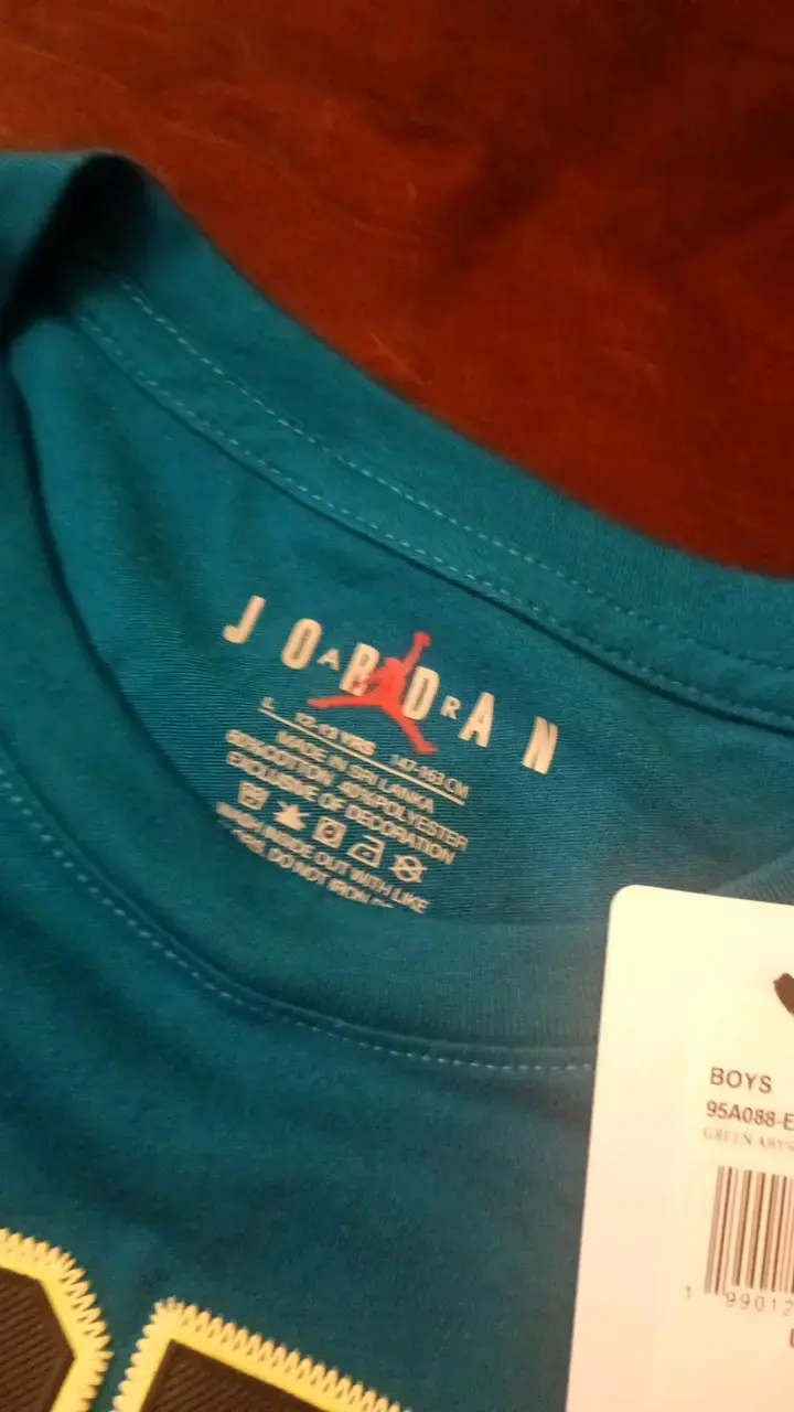 Polera Jordan air para niños talla L (147-163cm) - 3