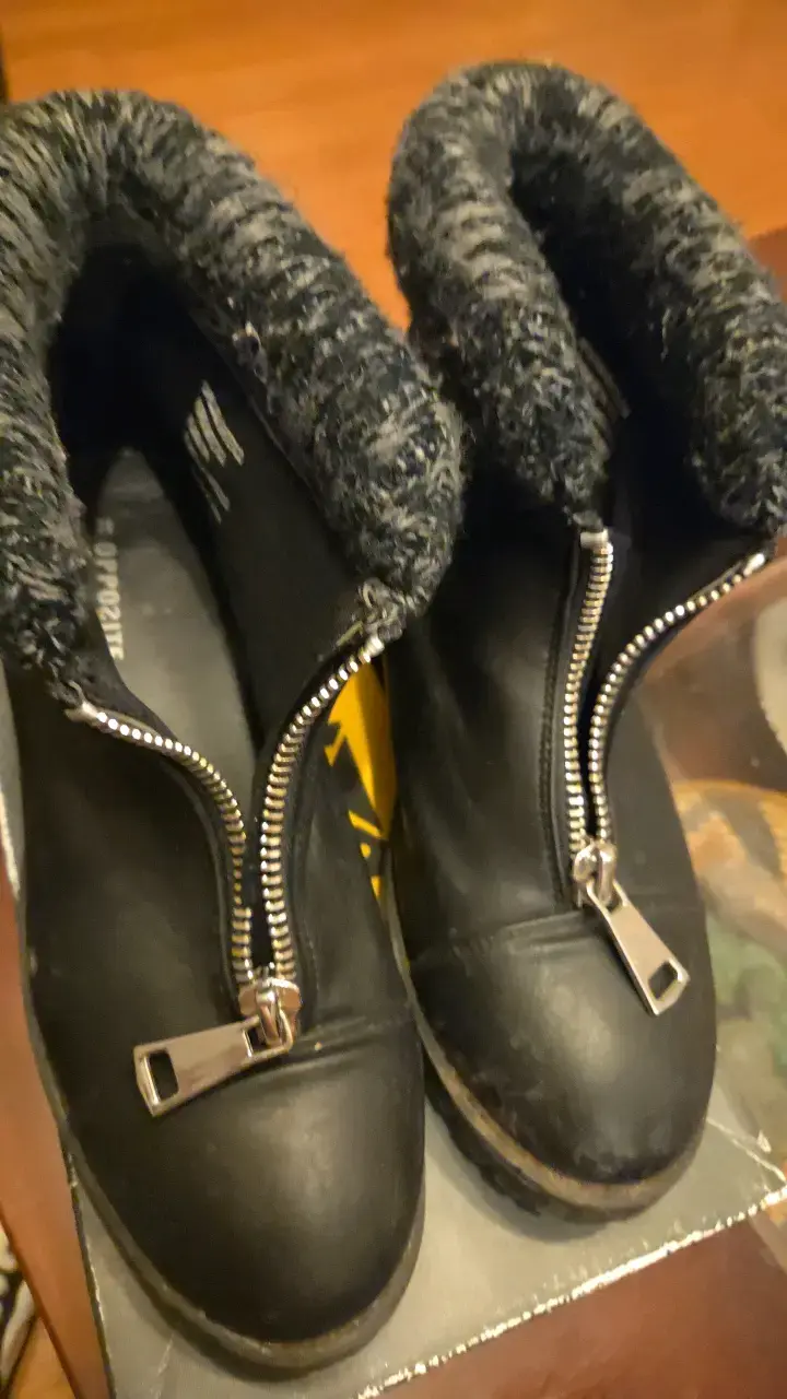 Botines de cuero negro con forro de lana - 3