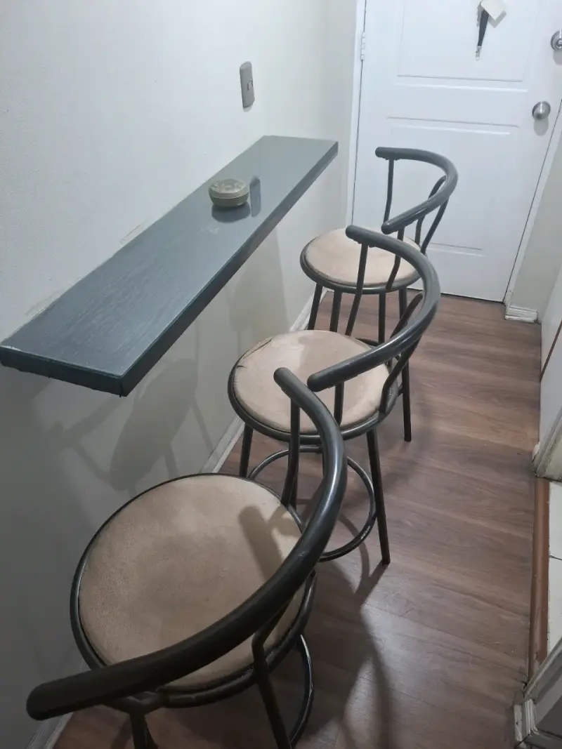 Juego de 3 sillas de bar con asiento beige - 1
