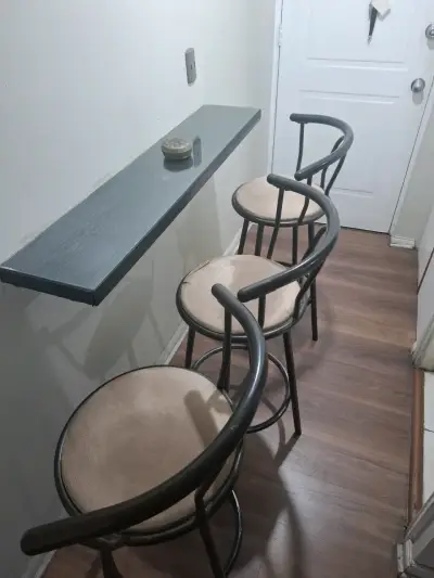 Juego de 3 sillas de bar con asiento beige - miniatura 1