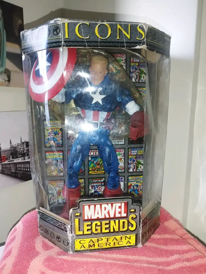Marvel Legends Icons Captain America Toy Biz 2006 - 1