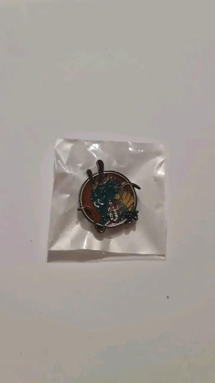 Pin de dragón colorido en bolsa - 2