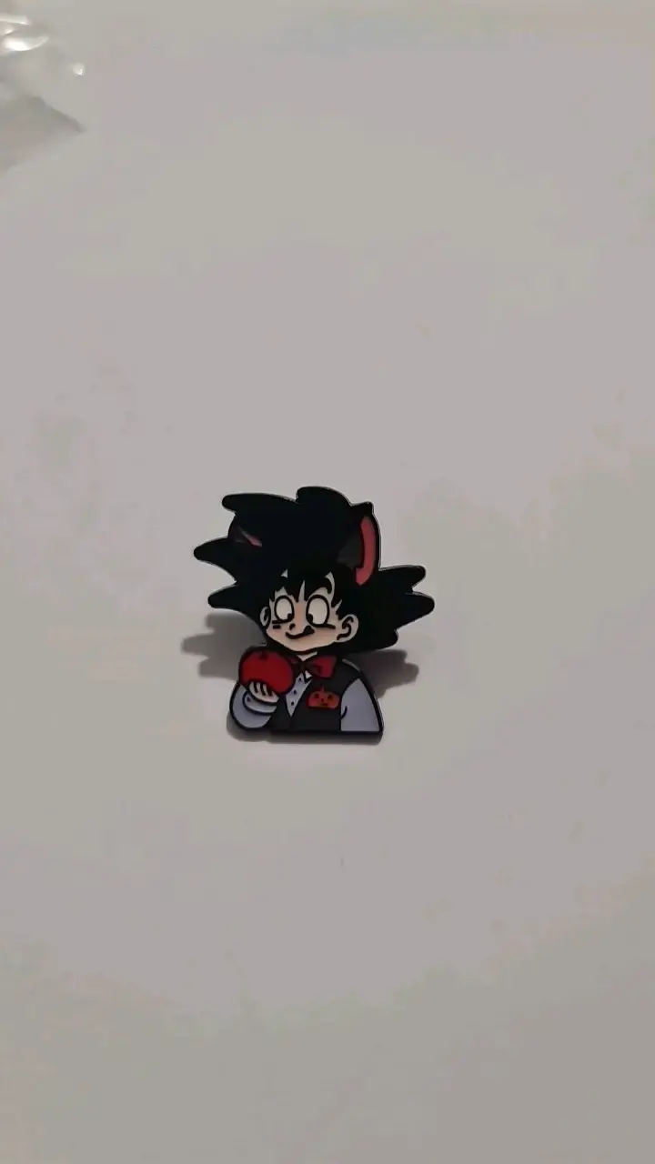 Pin de personaje anime estilo Goku - 1