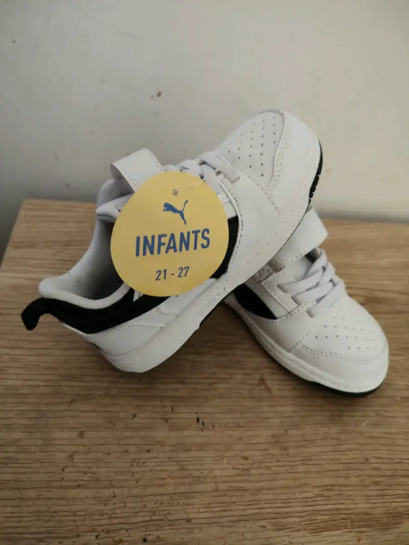 Zapatillas blancas para niños Puma Infants - 1