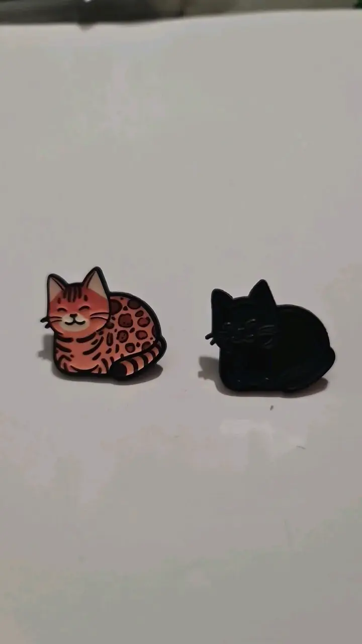 Set de pines de gatos en colores variados - 2