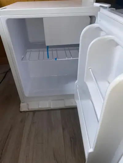 Refrigerador pequeño Nex - miniatura 5