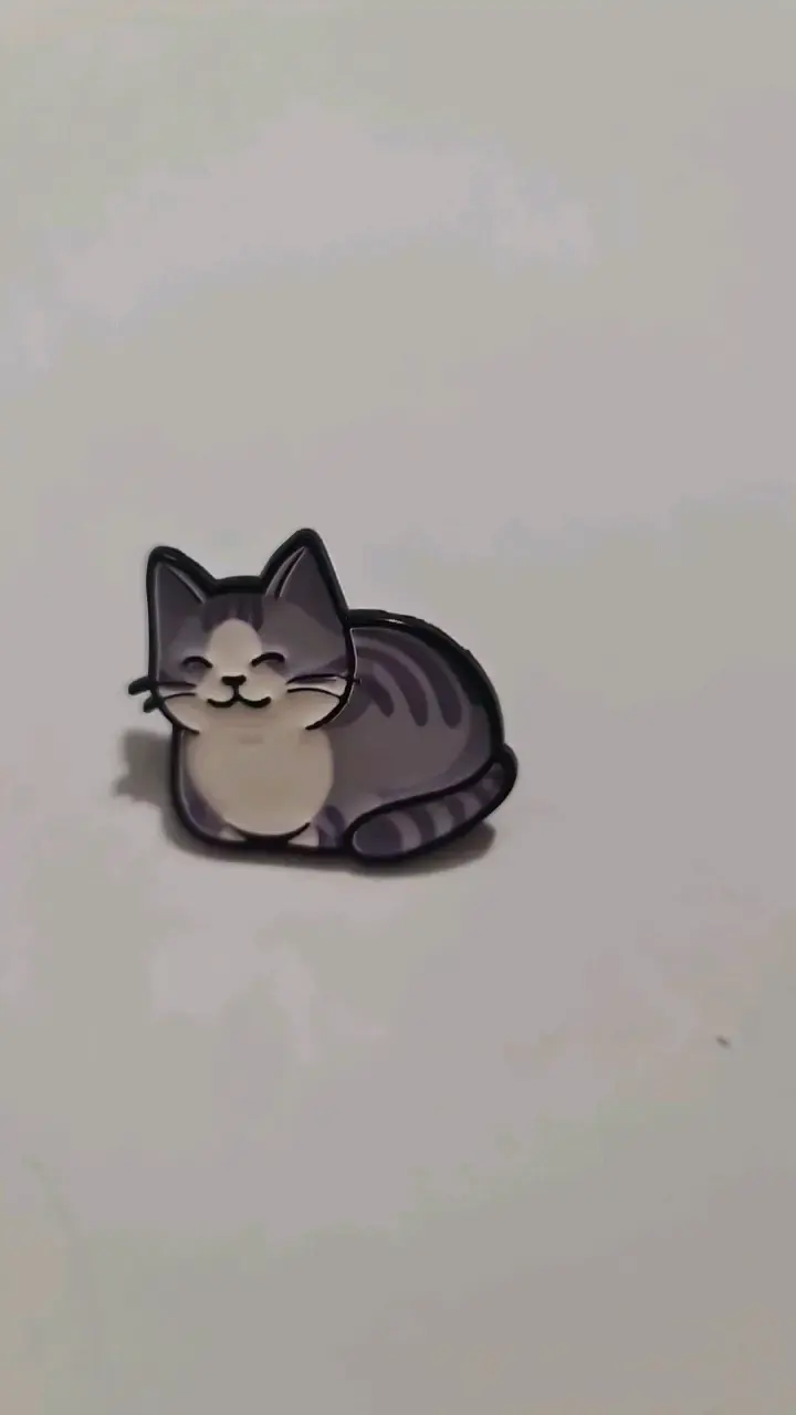 Pin de gato sonriente en esmalte - 2
