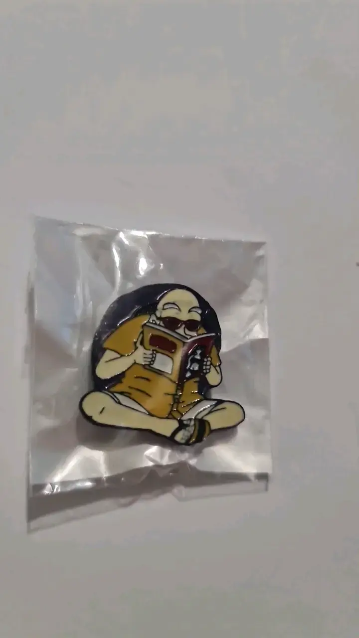 Pin de esmalte con diseño de lector - 2