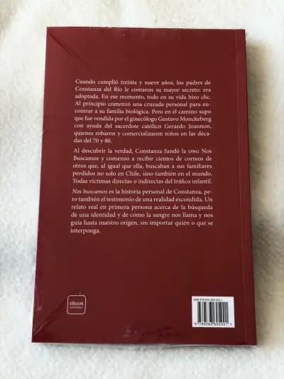 Libro 'Nos Buscamos' de Constanza del Río - miniatura 2
