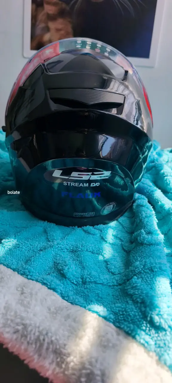 Casco de moto LS2 azul y rojo - 5