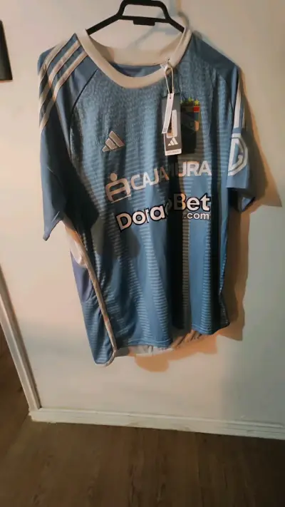 Camiseta Adidas AEROREADY Celeste de Fútbol - miniatura 4