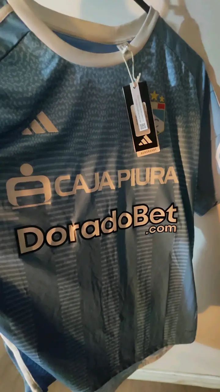 Camiseta Adidas AEROREADY Celeste de Fútbol - 5
