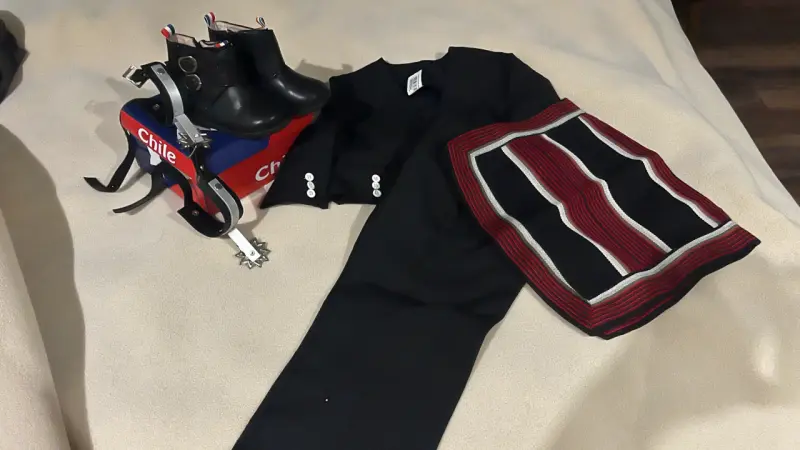 Traje de huaso chileno para niño talla 2