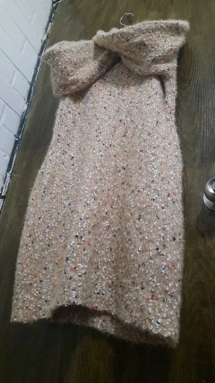 Vestido de punto Shein beige con chispas de color - 3
