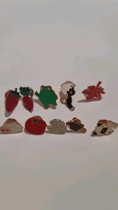 Set de pines decorativos variados - miniatura 1