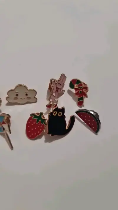 Set de pines decorativos variados - miniatura 3