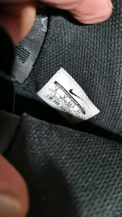 Zapatillas deportivas negras Nike para hombre - miniatura 5