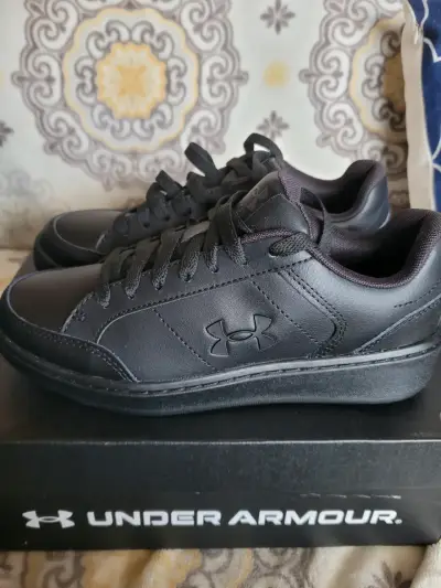 Zapatillas negras Under Armour casuales - miniatura 2