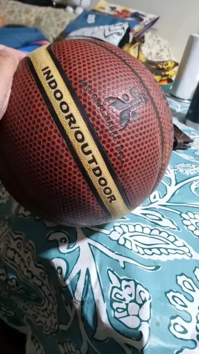 Pelota de baloncesto indoor/outdoor Stabil PU5 - miniatura 4