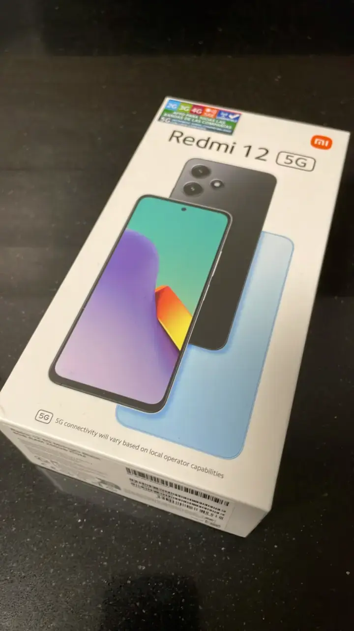 Smartphone Xiaomi Redmi 12 5G Negro - 1