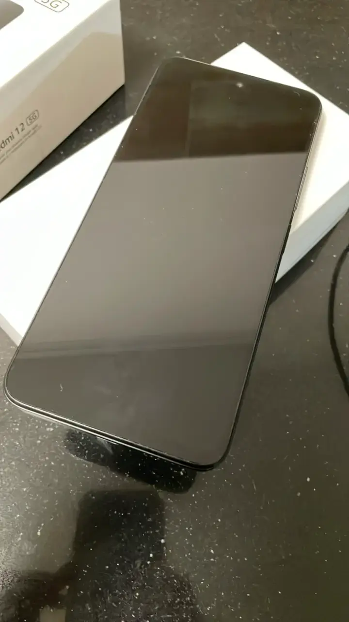 Smartphone Xiaomi Redmi 12 5G Negro - 2