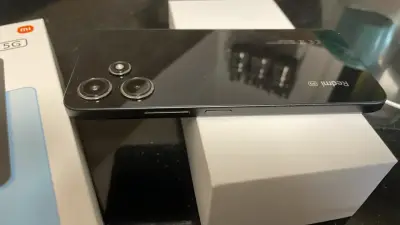 Smartphone Xiaomi Redmi 12 5G Negro - miniatura 4