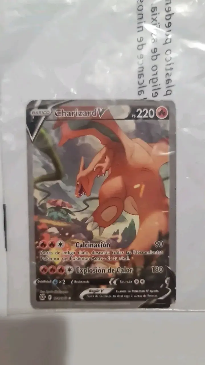 Carta Pokémon Charizard V Básico - 3