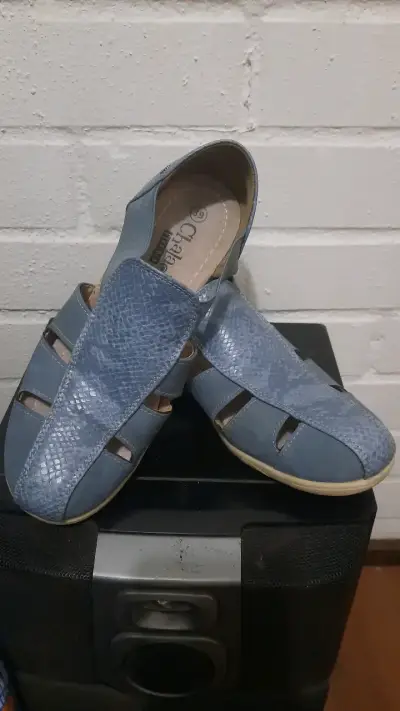 Sandalias de cuero azul para mujer - miniatura 1