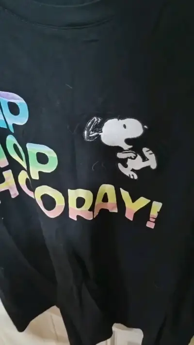 Polera negra Snoopy Hip Hop Hooray - miniatura 2