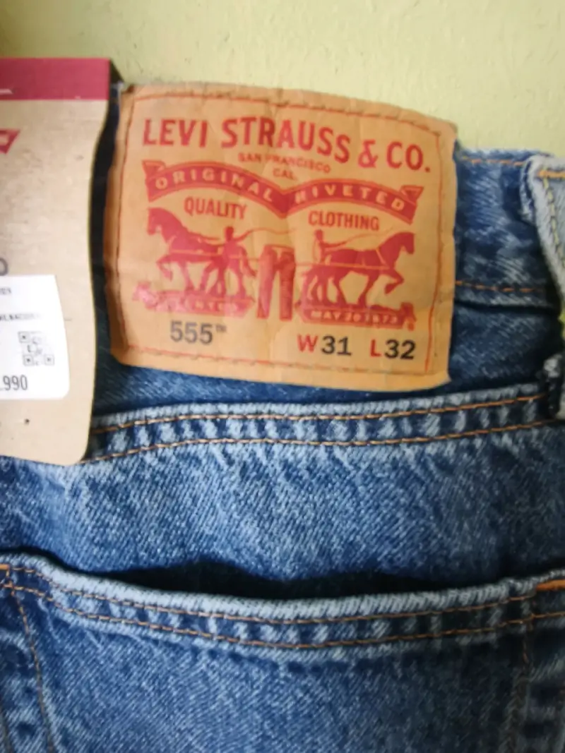 Jeans Levi's 555 Clásicos Talla 31 - 3
