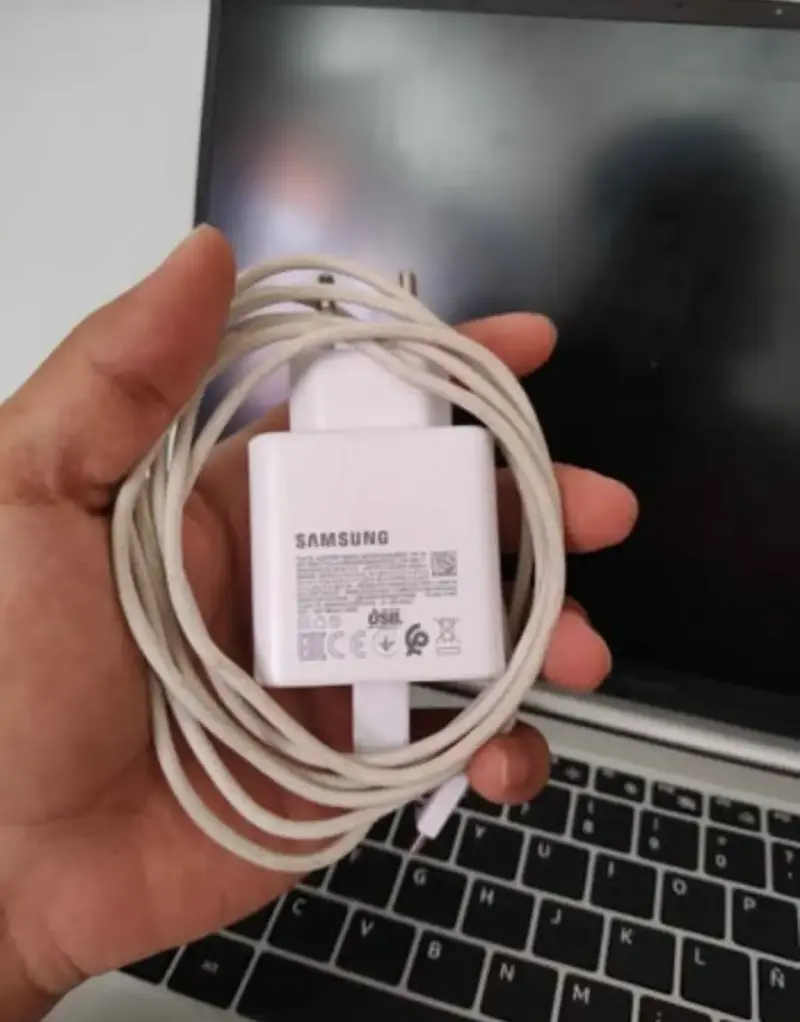 Samsung Galaxy Book 2. - 4