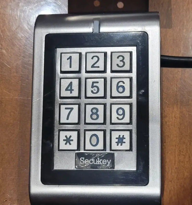 Sistema de Control de Acceso Secukey CK1 con Fuente de Poder - 3
