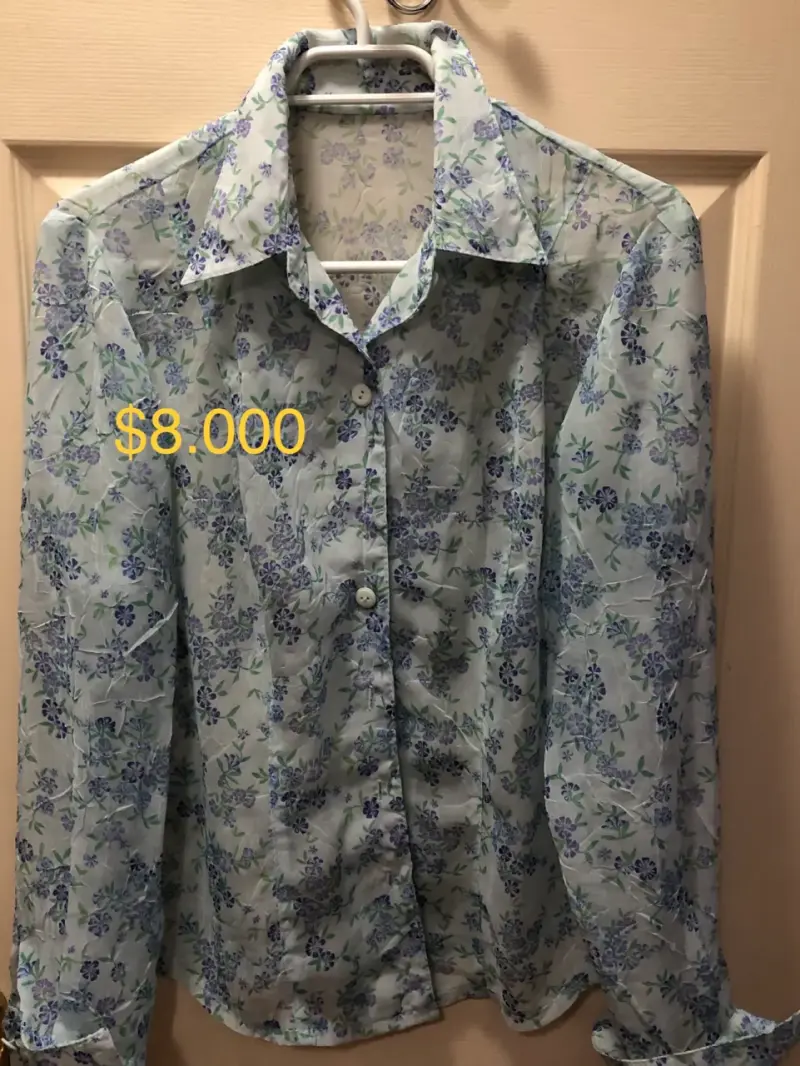 Blusa de mujer rosa con diseño floral - 3