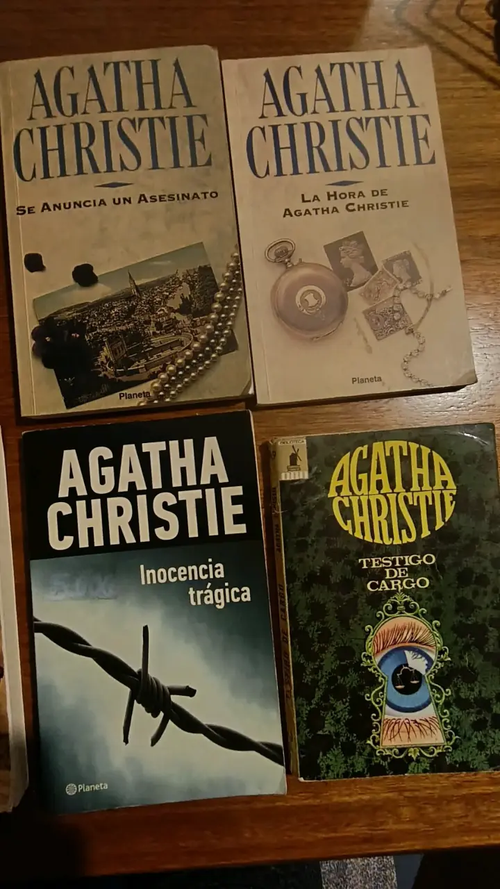 Colección de libros Agatha Christie edición La Nación - 4